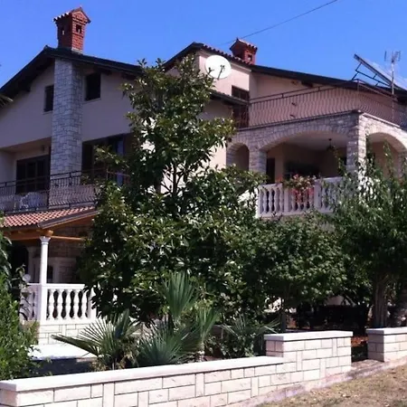 Apartments Konceta Poreč Exterior foto